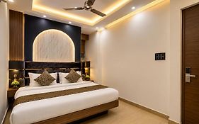 Hotel Bala Ji International New Delhi Railway Station